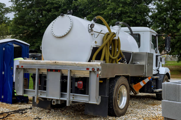 Best Portable bathroom rental  in Opelika, AL